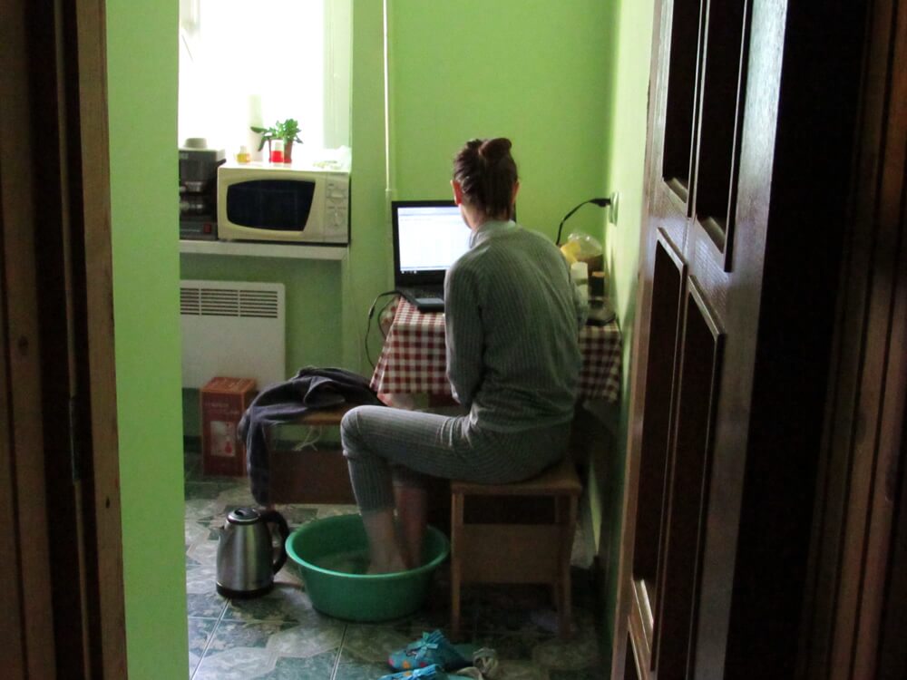 Це фото з минулого життя. В ньому нема нічого особливого. Але я бережу його, бо кожного разу, коли ми його бачимо, ми сміємося. Воно підіймає настрій, бо ми його відчуваємо. 